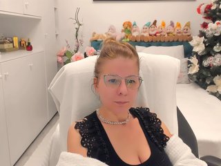 Erotik görüntülü sohbet SalomeJade