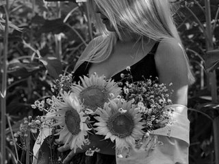 Erotik görüntülü sohbet Saltycherries