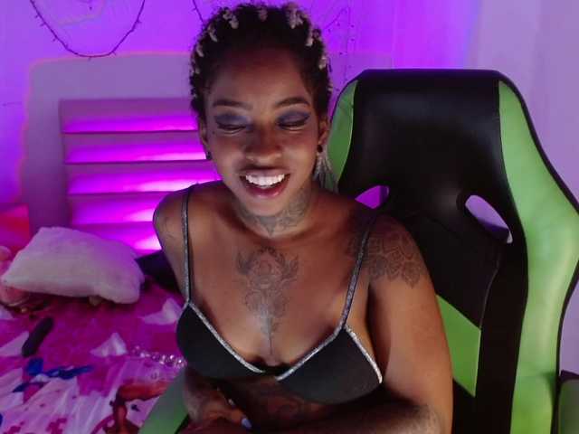 Yayın ekran görüntüleri samantaafox