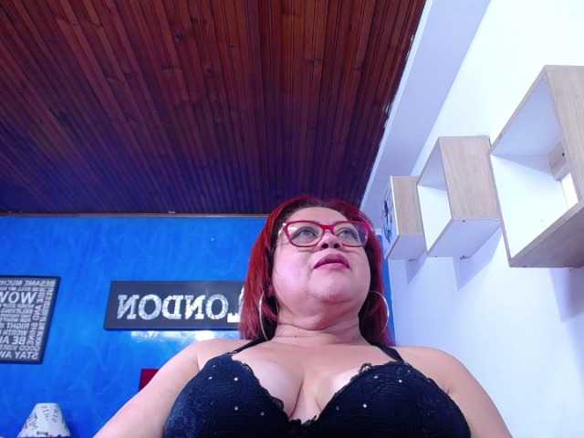 Fotoğraflar Samantta-Jone Come and play with me sexy and hot #mature #bigboobs #milf #bbw #bigass MY GOALS IS: STREPTEASE