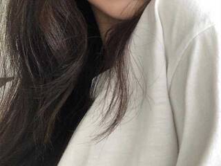 Erotik görüntülü sohbet sammyBloom