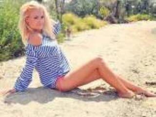 Erotik görüntülü sohbet sandradj