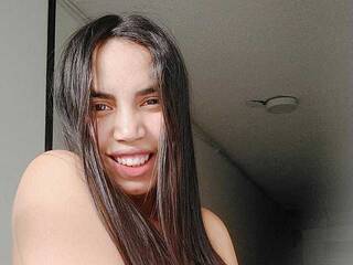 Erotik görüntülü sohbet SapphiraBron