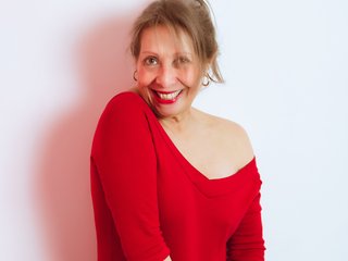 Erotik görüntülü sohbet Sara-Jay