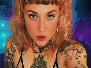 Erotik görüntülü sohbet Sarah_Pearl