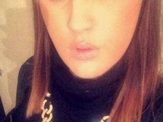 Erotik görüntülü sohbet Sarahlou