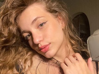 Erotik görüntülü sohbet SarahShy