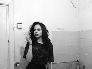 Erotik görüntülü sohbet SarinFulss