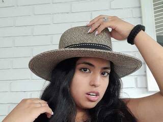 Erotik görüntülü sohbet SaritaDavis1