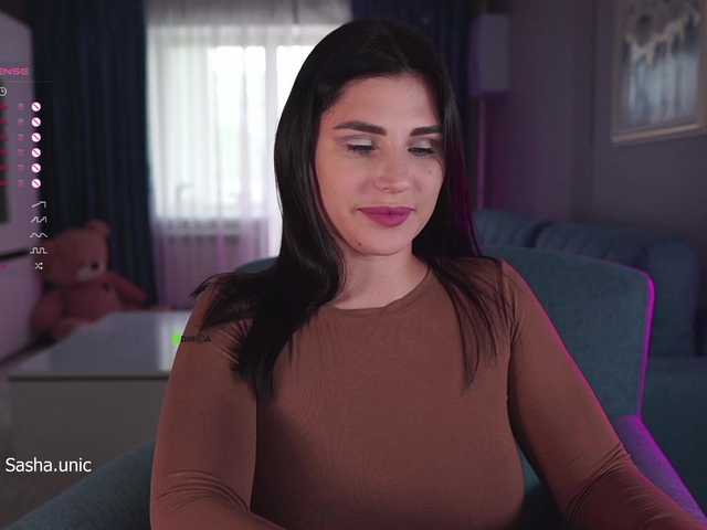 Yayın ekran görüntüleri Sasha-unic