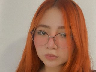 Erotik görüntülü sohbet SashaAdamss