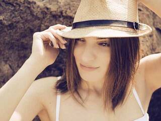 Erotik görüntülü sohbet SashaMurr