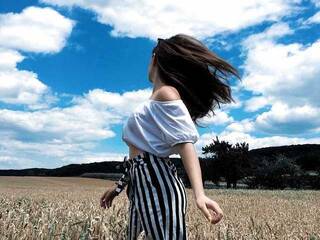 Erotik görüntülü sohbet sashimilf