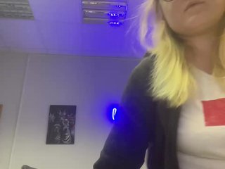 Erotik görüntülü sohbet SashulyaAsd