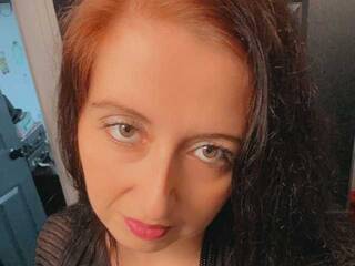 Erotik görüntülü sohbet Sassybb