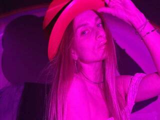 Erotik görüntülü sohbet SatAna89