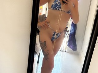 Erotik görüntülü sohbet ScarlettRedRose