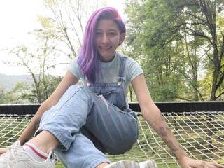 Erotik görüntülü sohbet Lissa_Foster