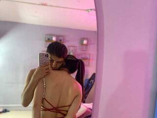 Erotik görüntülü sohbet secretvelvet-fx