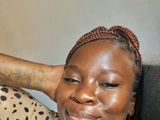 Erotik görüntülü sohbet Secymelanin