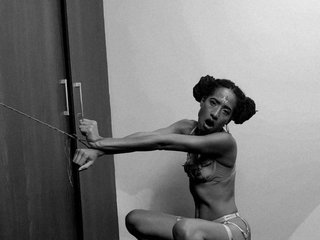 Erotik görüntülü sohbet selennerosse