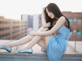 Erotik görüntülü sohbet serena_sweet