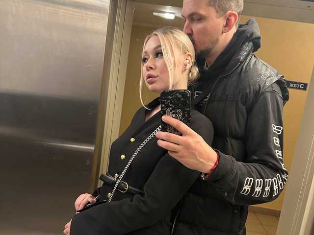Profilin fotoğrafı Hotcouplee23