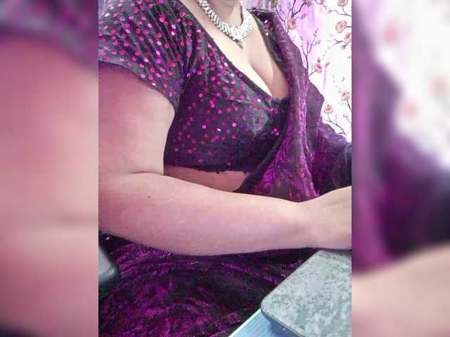 Fotoğraflar sexycharu LOVE ME SUPPORT GUYS Indian# #cute #india #bignipples #asian#bigass#bigboobs#curvy#housewife#hairypussy#wet#panties#hairyarmpit#tease#squert.Your 1 token change my life Please in support .I need your support very much. Love you friends