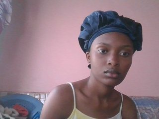 Erotik görüntülü sohbet Slim_me