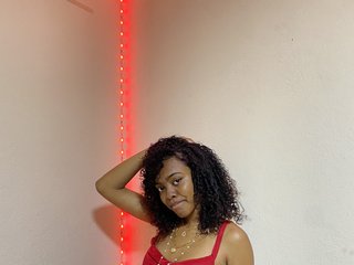 Erotik görüntülü sohbet SexyFrenchDoll