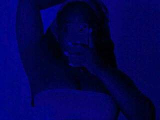 Erotik görüntülü sohbet SexyLucc