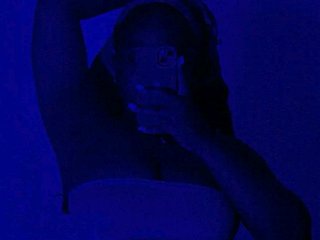 Erotik görüntülü sohbet SexyLucc