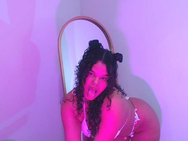 Profilin fotoğrafı shanelle-xx