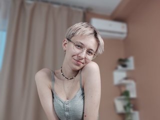 Erotik görüntülü sohbet SharliRose
