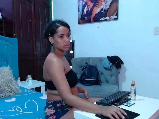 Yayın ekran görüntüleri SharolRose