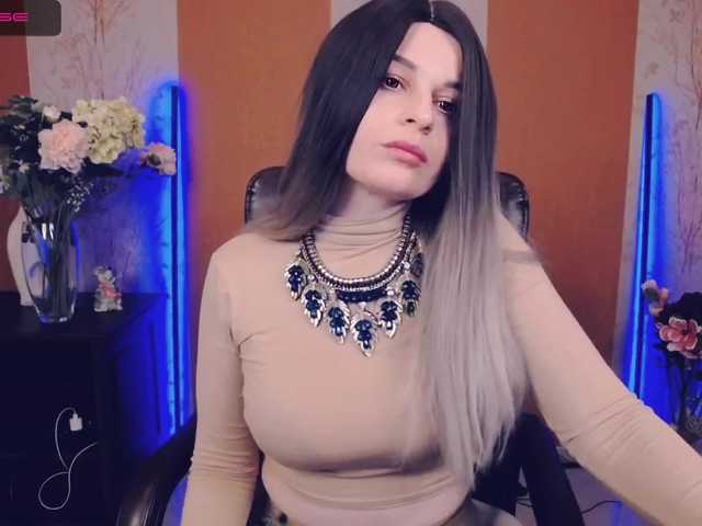 Fotoğraflar SharonV marry me 2000/no spy/ ass 80/boobs 100/pussy 120/ c2c 30/ feet 35/ rate your dick 50/ fully naked 400/toys in full private