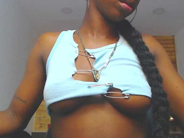 Yayın ekran görüntüleri ShaylaSexx