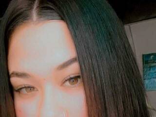 Erotik görüntülü sohbet shayna-rain