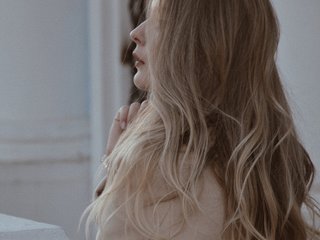 Erotik görüntülü sohbet Shelyne-Monique