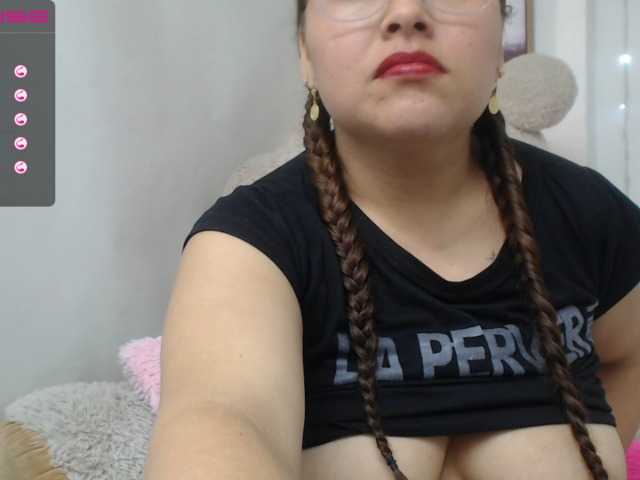 Fotoğraflar shoffy-phill Hey lover's, I am a mature and very hot girl, new on the page ... wanting to know many naughty things.... #new #latina #bbw #squirt #lovense #bigtits #bigass #anal