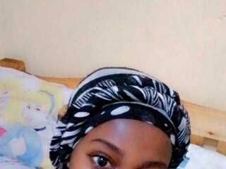 Erotik görüntülü sohbet Shriex-cutie