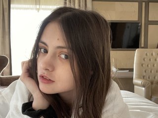 Erotik görüntülü sohbet SilverSaya