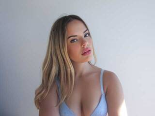 Erotik görüntülü sohbet silvifoxyy