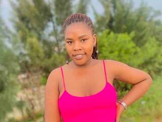 Erotik görüntülü sohbet SkylaBoo696