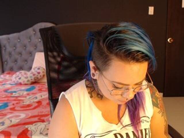 Yayın ekran görüntüleri skyviolet