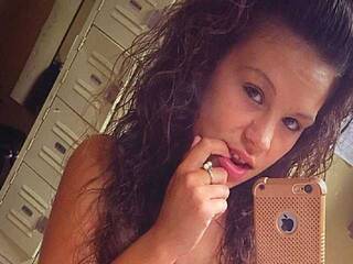 Erotik görüntülü sohbet Slaytay01