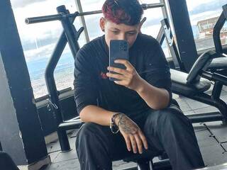 Erotik görüntülü sohbet slut-tom1