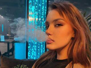 Erotik görüntülü sohbet SofaSweet