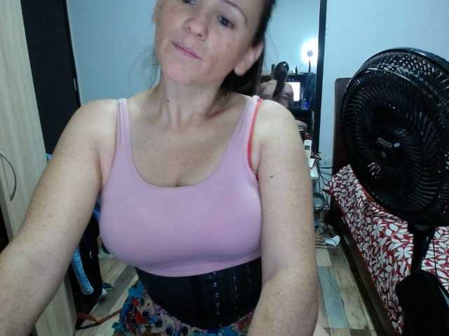 Fotoğraflar sofi-princess Hello everyone, I want to invite you to look for me on the next page, since here they take away 70% of what they give me. s ... tri ... p ... ch ... a ......... t ..... look for me as sofia_princess11