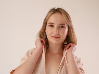 Erotik görüntülü sohbet SofieBloom